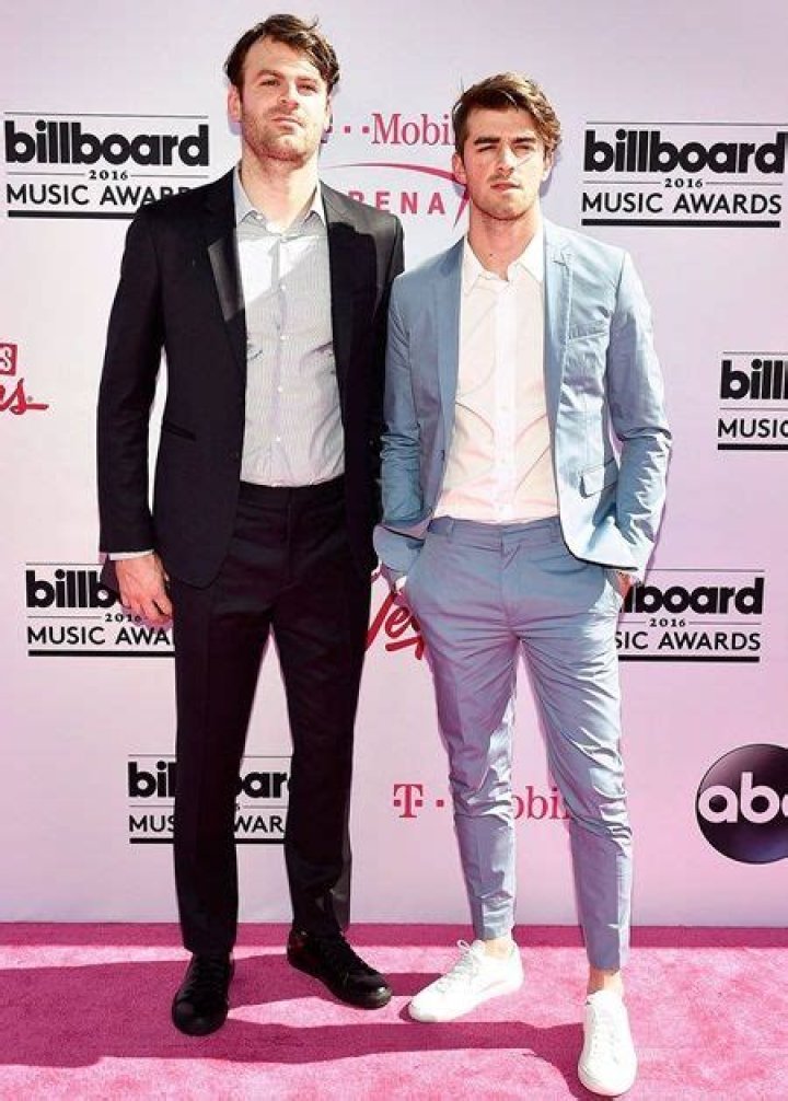 Andrew Taggart Height Weight Shoe Size Body Measurements Statistics