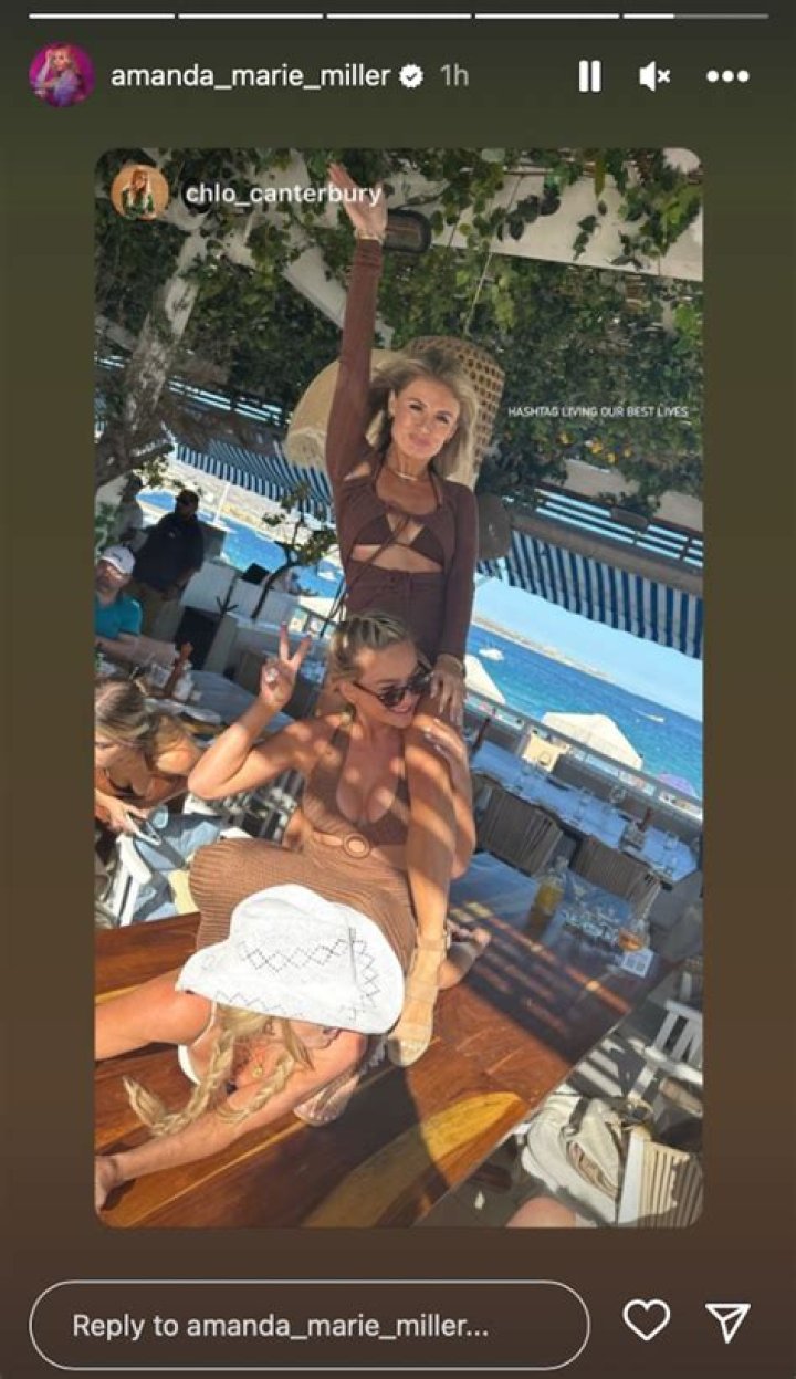 Amanda Miller in Bathing Suit Said Hi From Cabo — Celebwell