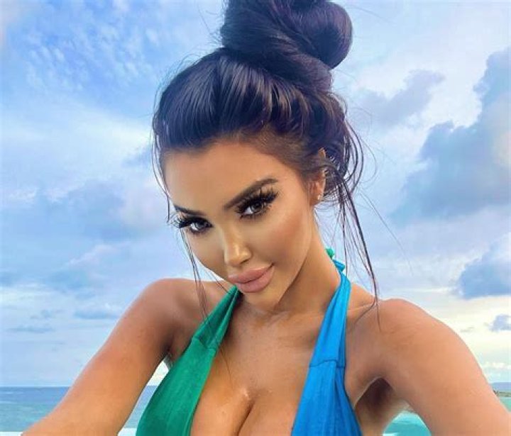 Chloe Khan in Bathing Suit "Needs a Skiing Trip" — Celebwell