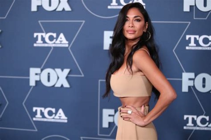 Nicole Scherzinger in Bathing Suit is "Right at Home" — Celebwell